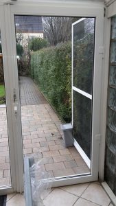 Absicherung Terrassentür mit Aufschraubprodukten nach DIN 18104